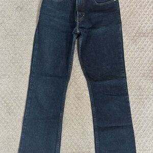 Old Navy women’s dark blue jeans